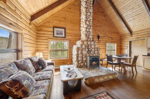 Cabin At Blackberry Crest