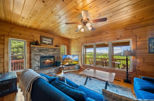 Wildwind Sunrise Cabin