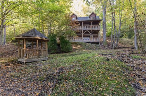 Andrea's Creek Cabin #2