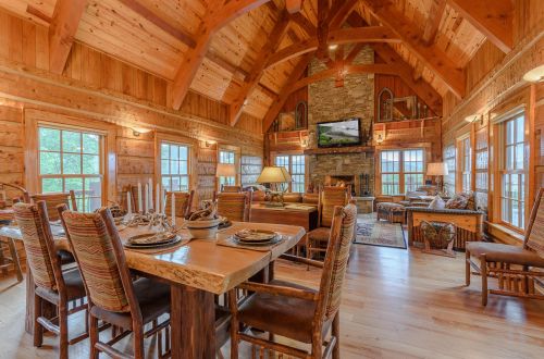 The Big Skye Lodge in Valle Crucis