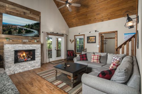 Slopeside Lodge